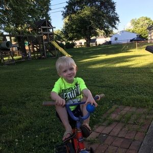 Meet your Posher, Jean